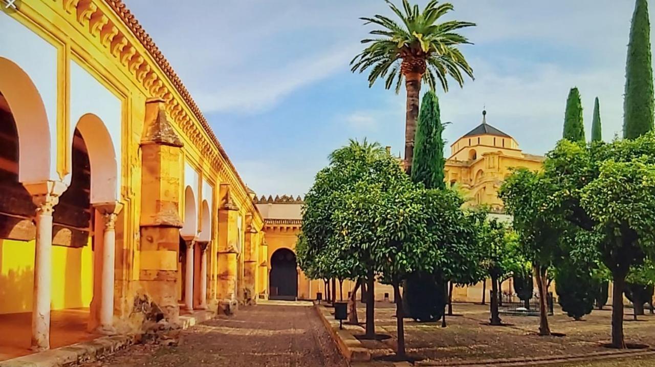 A 20 Metros De La Mezquita Catedral ,Apartamentos Turistico Cespedes 5 Córdoba Exteriér fotografie