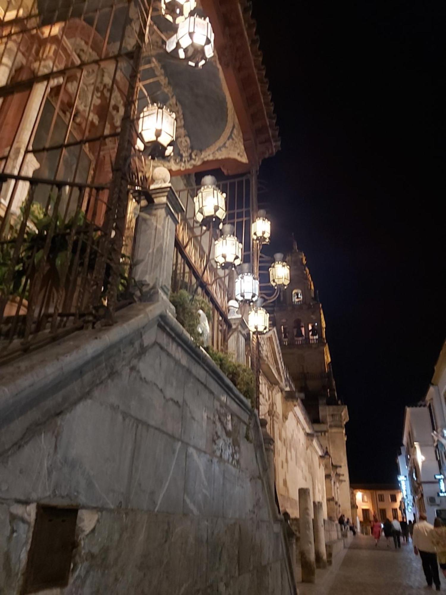 A 20 Metros De La Mezquita Catedral ,Apartamentos Turistico Cespedes 5 Córdoba Pokoj fotografie